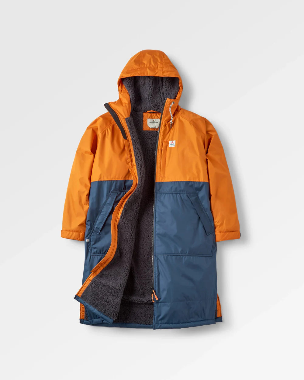 Passenger Waves Sherpa Lined Changing Robe