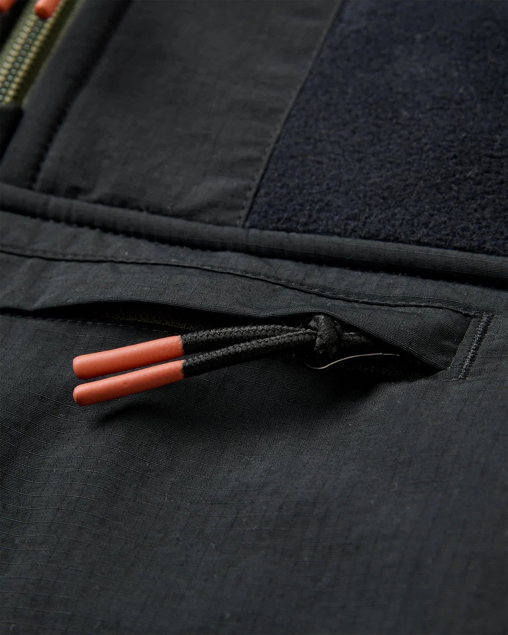 Passenger Men's Woodland Hooded 1/4 Zip Fleece
