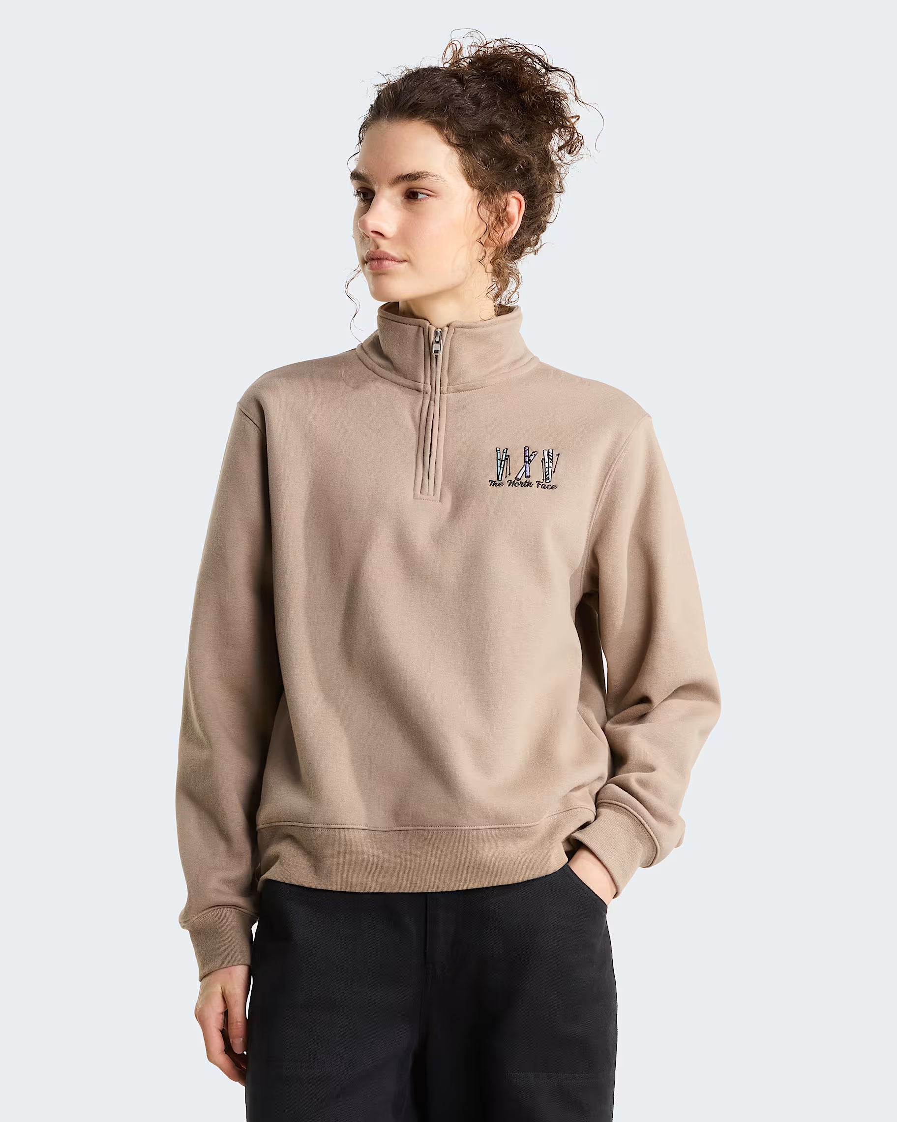 The North Face Womens Ski Embroidery Relaxed Graphic 1/4 Zip Sweatshirt